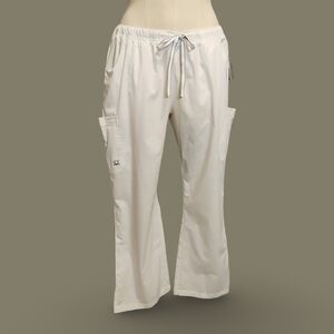 Maevn women's scrub pants, from the Blossom collection. Marked size 3x petite ✰✰